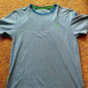 Size Small Náutica T-Shirt
